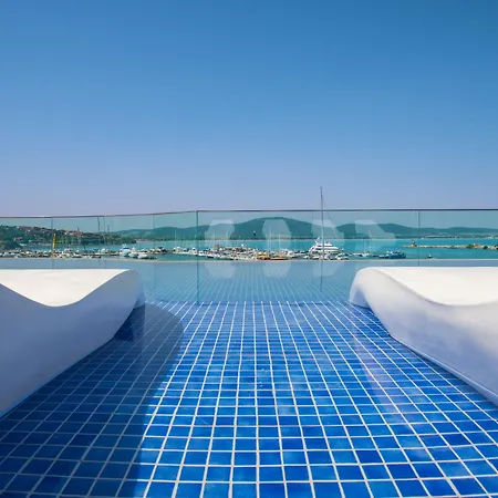 Blu Bay Hotel 5*